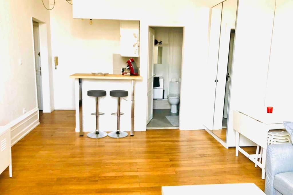 Studio cosy de 28m2 au centre de Strasbourg Estrasburgo Exterior foto